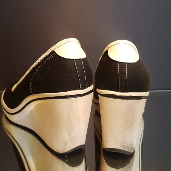 Spring sneaker wegdes - Picture 3 of 3